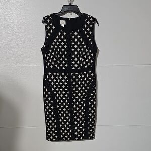 Black and Cream Geometric Pattern Dress